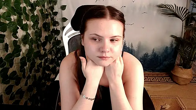 Snapshot of IxxiLiana chatting on 03.19.25 IxxiLiana online show from 03.19.25