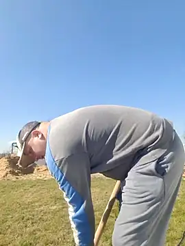 Snapshot of Pandasky chatting on 03.20.25 Pandasky online show from 03.20.25