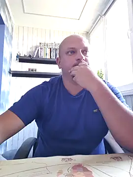 Snapshot of Pandasky chatting on 10.01.25 Pandasky online show from 10.01.25