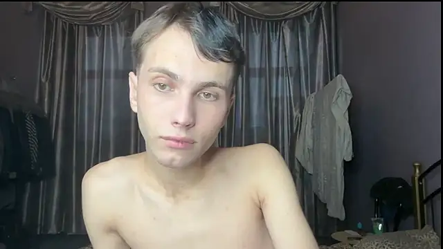 Snapshot of fcherthth chatting on 05.31.26 fcherthth online show from 05.31.26