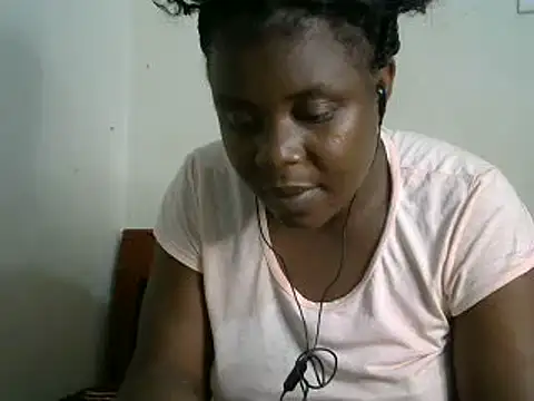 Snapshot of ebonyzoey chatting on 01.12.25 ebonyzoey online show from 01.12.25