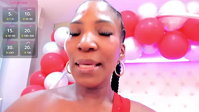 kimmturner online show from 10.21.25