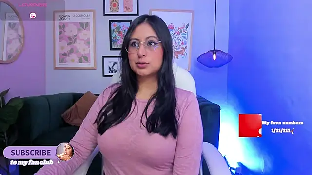 Snapshot of Amber_gold_ chatting on 01.18.25 Amber gold online show from 01.18.25