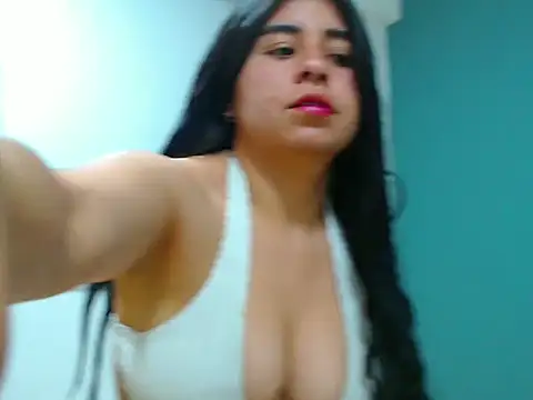 danna- roouss online show from 10.06.25