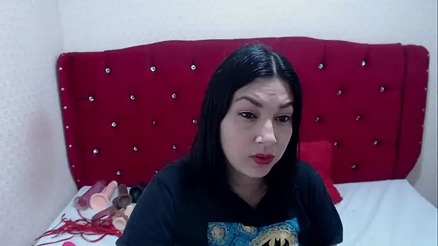 AdaFawxx online show from 10.11.25