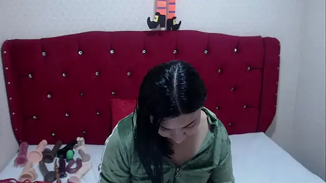 AdaFawxx online show from 10.14.25