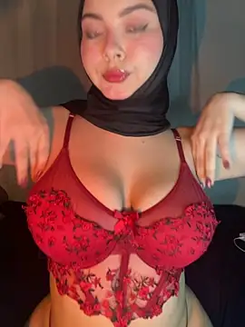 aneesa darzi online show from 10.11.25