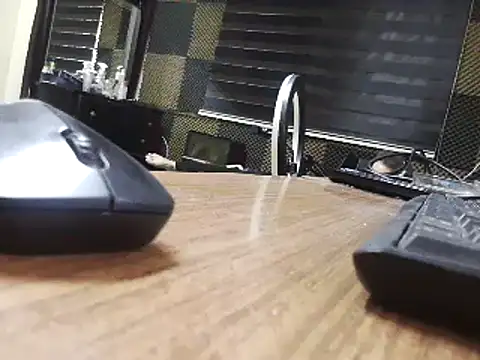 Snapshot of Arabeyes chatting on 06.20.26 Arabeyes online show from 06.20.26