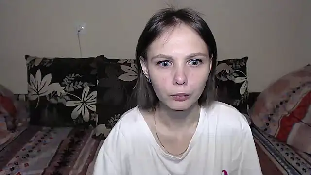 Snapshot of Nika_Shiny chatting on 02.06.25 Nika Shiny online show from 02.06.25