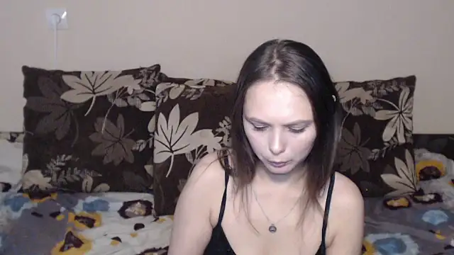 Snapshot of Nika_Shiny chatting on 04.13.26 Nika Shiny online show from 04.13.26