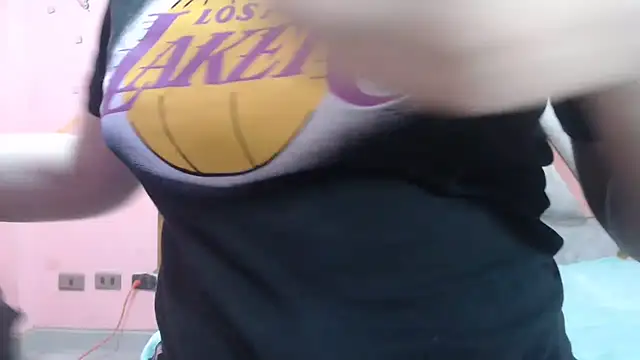 nadescomthxx online show from 10.24.25