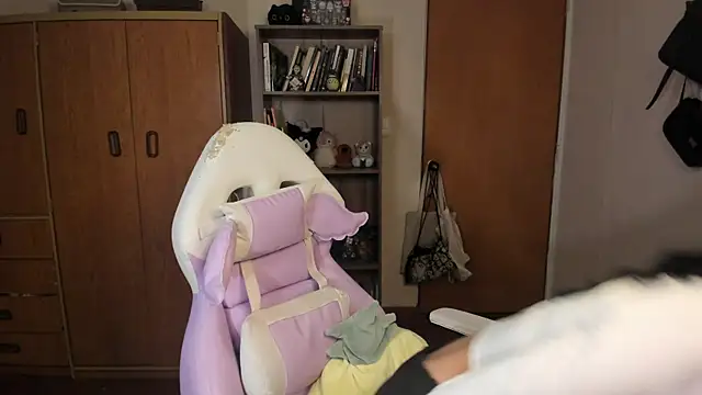 valerie  skyy online show from 01.10.25