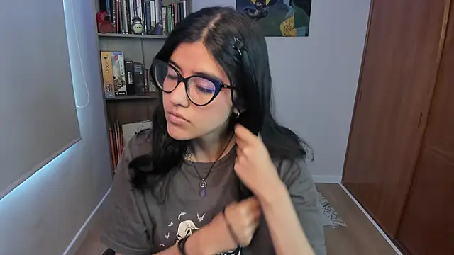 valerie  skyy online show from 12.03.25