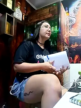 Snapshot of my-kitty chatting on 12.16.24 my-kitty online show from 12.16.24
