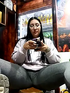 Snapshot of my-kitty chatting on 02.21.25 my-kitty online show from 02.21.25