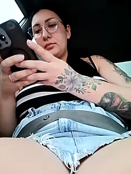 my-kitty online show from 11.12.25