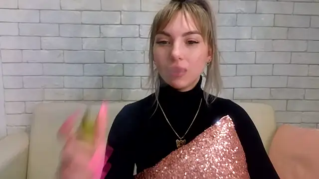 MiaMinx online show from 02.14.25