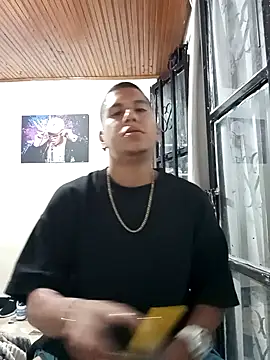 Snapshot of Peterking11 chatting on 11.04.25 Peterking11 online show from 11.04.25