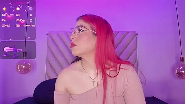 EmmaSwift  online show from 11.11.25