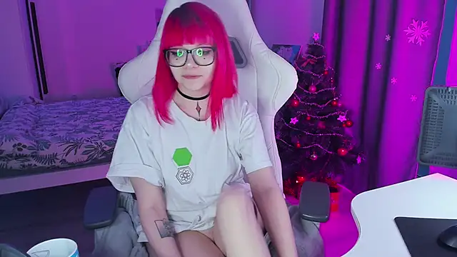 Yumi Youkai online show from 12.16.24