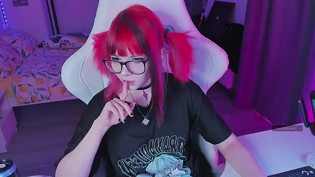 Yumi Youkai online show from 09.11.25