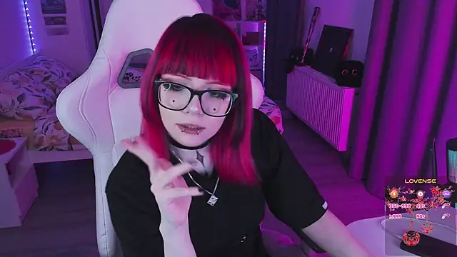 Yumi Youkai online show from 02.14.26