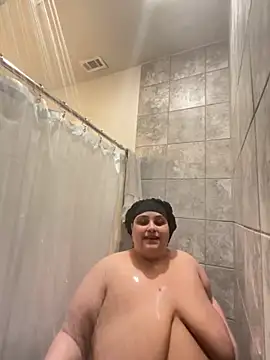 Snapshot of bbwredhead chatting on 11.01.25 bbwredhead online show from 11.01.25