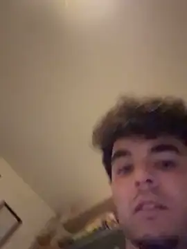 Snapshot of giovanni5281 chatting on 02.02.26 giovanni5281 online show from 02.02.26