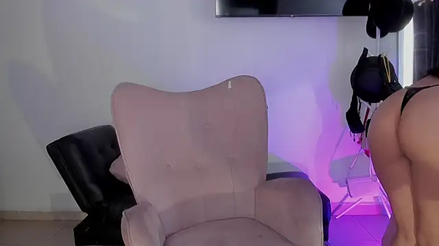 selene king2 online show from 09.26.25