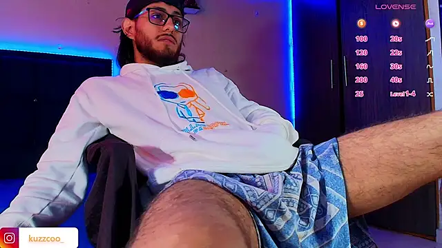 kuzzcoo online show from 11.13.25