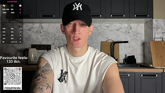 Snapshot of ohh_dani chatting on 12.24.24 ohh dani online show from 12.24.24