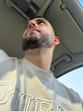 ElChapoGuzman95 online show from 04.06.26