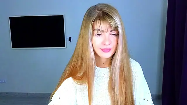 Snapshot of _comefeelme_ chatting on 10.24.25 comefeelme online show from 10.24.25