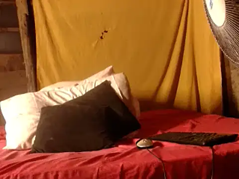 Snapshot of blackcherryx1 chatting on 01.08.25 blackcherryx1 online show from 01.08.25