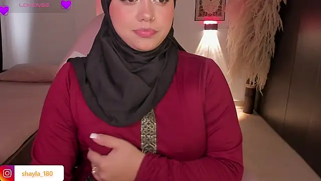 shayla 18 online show from 12.04.25