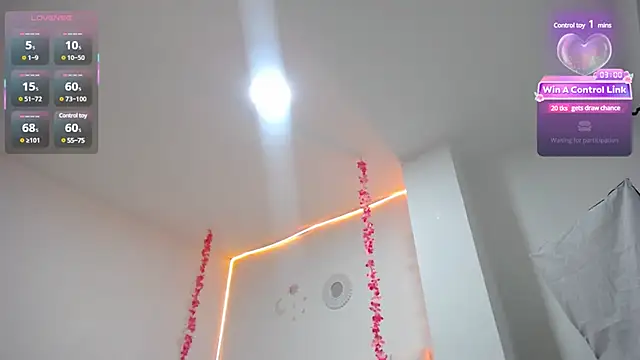 Snapshot of tiffany__pink chatting on 01.25.25 tiffany pink online show from 01.25.25