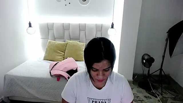 Snapshot of tiffany__pink chatting on 03.02.25 tiffany pink online show from 03.02.25