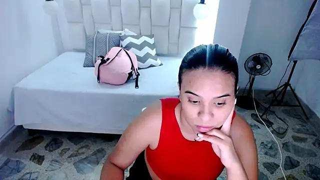 Snapshot of tiffany__pink chatting on 03.06.25 tiffany pink online show from 03.06.25