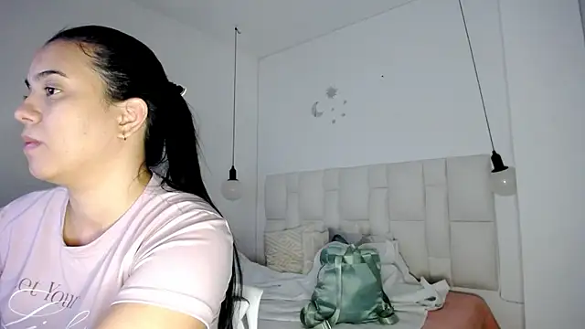 Snapshot of tiffany__pink chatting on 10.04.25 tiffany pink online show from 10.04.25