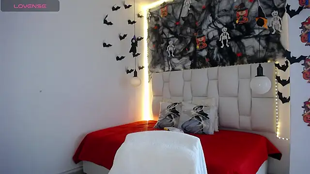 Snapshot of tiffany__pink chatting on 10.23.25 tiffany pink online show from 10.23.25