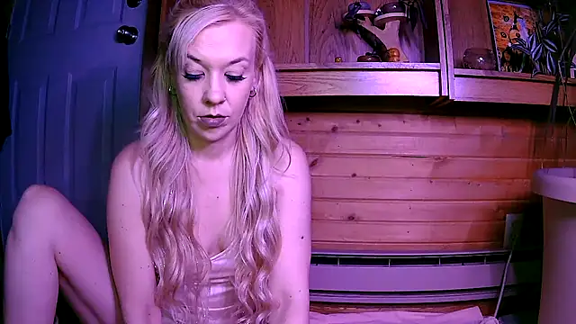 lyra rose online show from 03.16.25