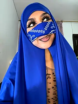 Snapshot of _alabina_ chatting on 10.20.25 alabina online show from 10.20.25