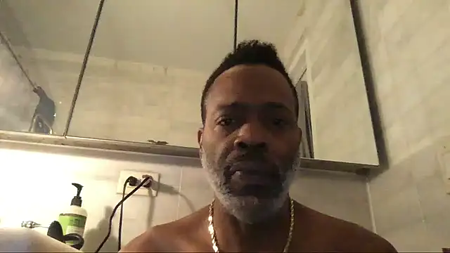 Snapshot of theblacklordmaster chatting on 12.10.24 theblacklordmaster online show from 12.10.24