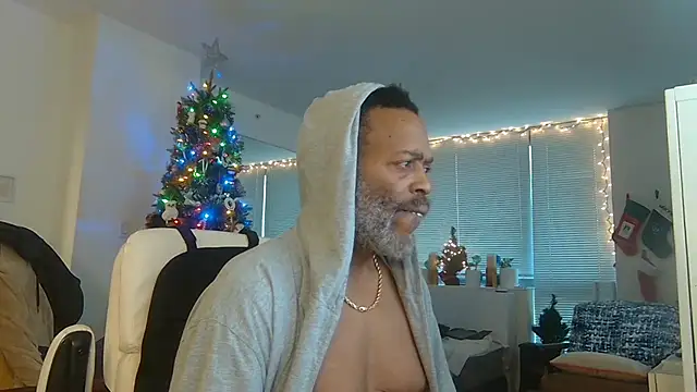 Snapshot of theblacklordmaster chatting on 12.13.24 theblacklordmaster online show from 12.13.24