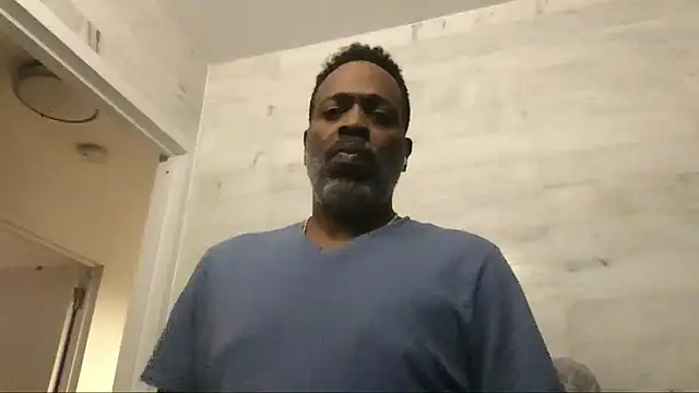 Snapshot of theblacklordmaster chatting on 02.12.25 theblacklordmaster online show from 02.12.25