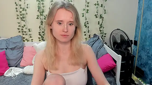 Snapshot of _adel_brooks_ chatting on 01.31.25 adel brooks online show from 01.31.25