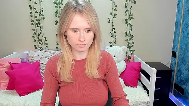 Snapshot of _adel_brooks_ chatting on 03.12.25 adel brooks online show from 03.12.25