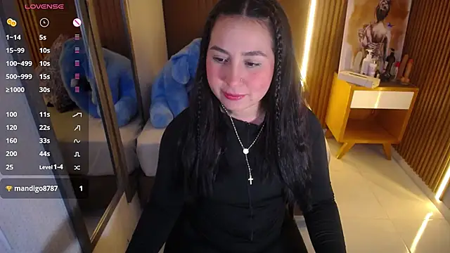 tianapiket online show from 10.24.25