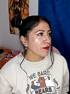 Snapshot of nammy__dirtyhott chatting on 02.20.26 nammy dirtyhott online show from 02.20.26