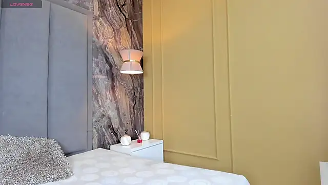 ScarlettMore online show from 12.09.24